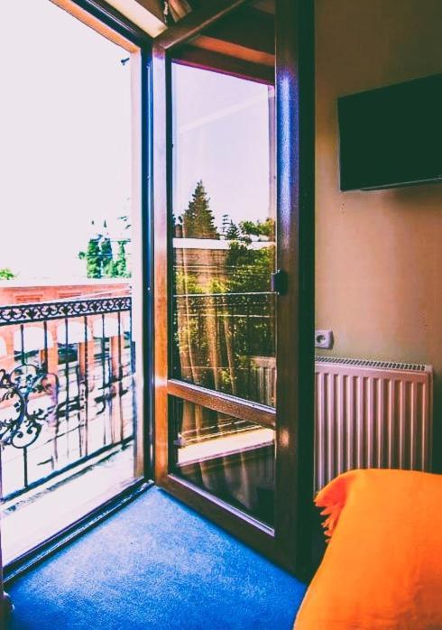 The Rogashome Tbiliszi Kültér fotó